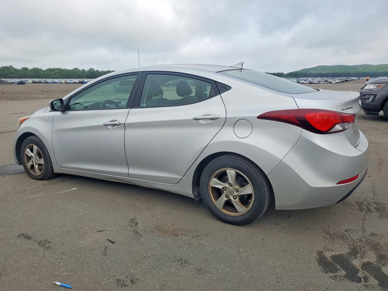 2015 HYUNDAI ELANTRA SE — снимка 2