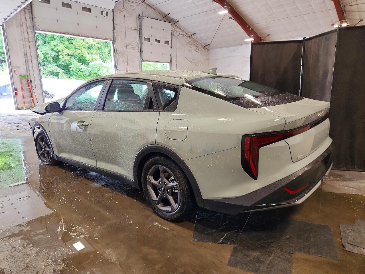 2026 KIA K4 LXS — снимка 2