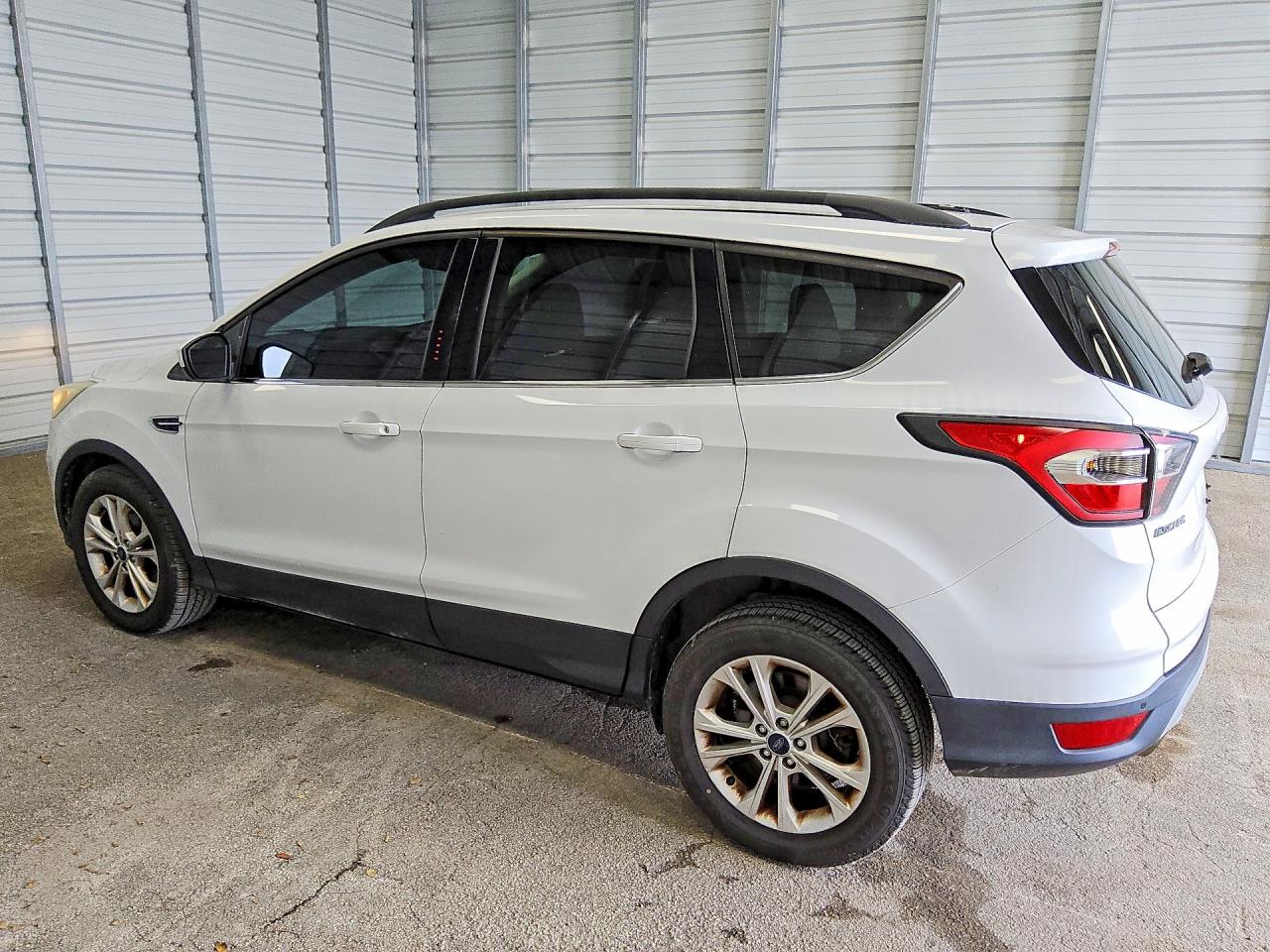 2017 FORD ESCAPE SE — снимка 2
