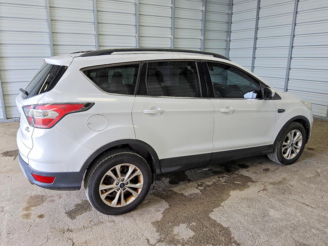 2017 FORD ESCAPE SE — снимка 3
