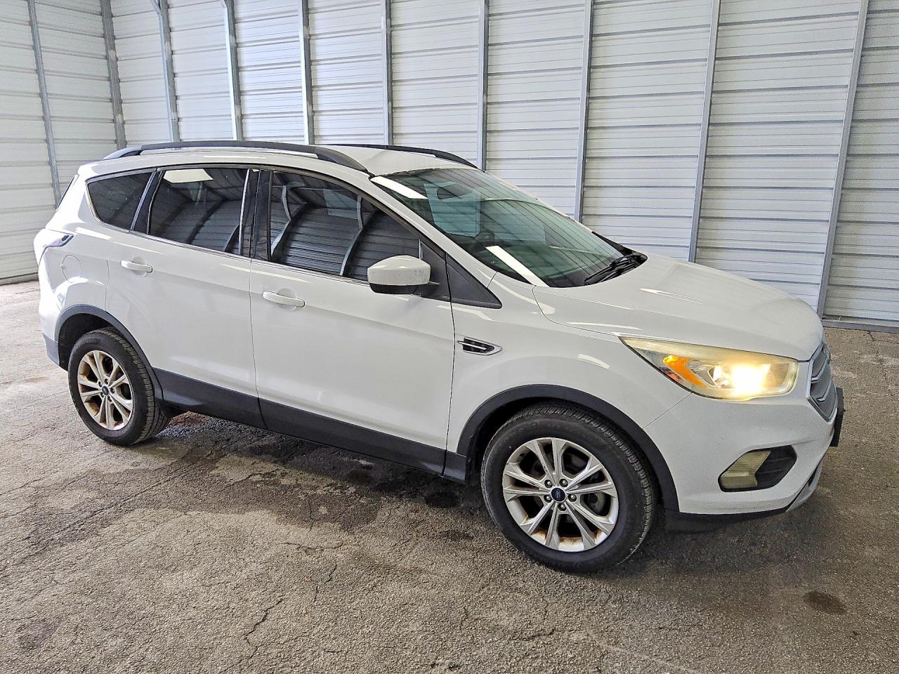 2017 FORD ESCAPE SE — снимка 4