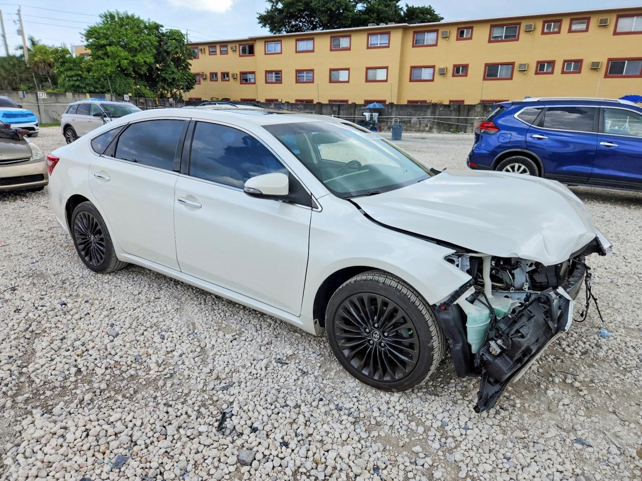 2017 TOYOTA AVALON TOURING — снимка 4