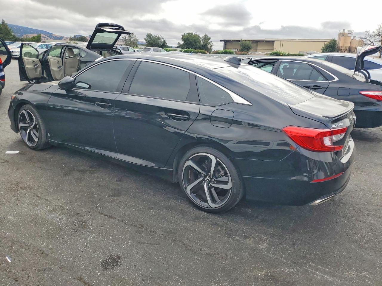 2021 HONDA ACCORD SPORT — снимка 2