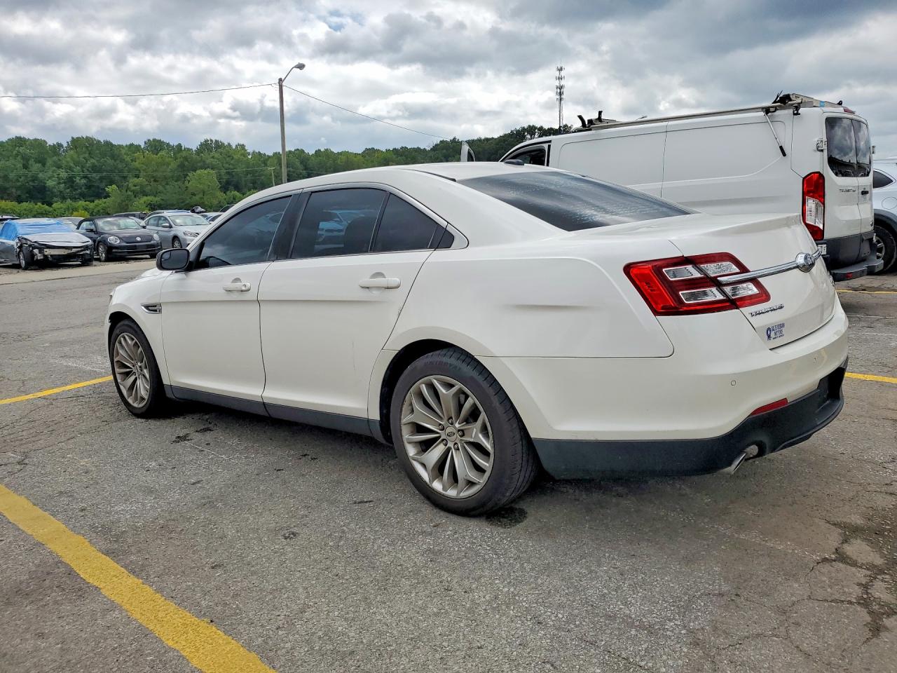 2015 FORD TAURUS LIMITED — снимка 2