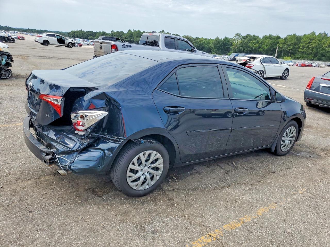 2017 TOYOTA COROLLA LE — снимка 3