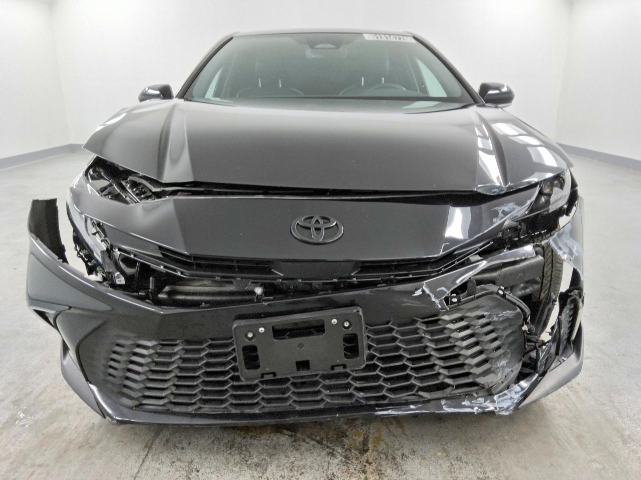 2025 TOYOTA CAMRY SE — снимка 5