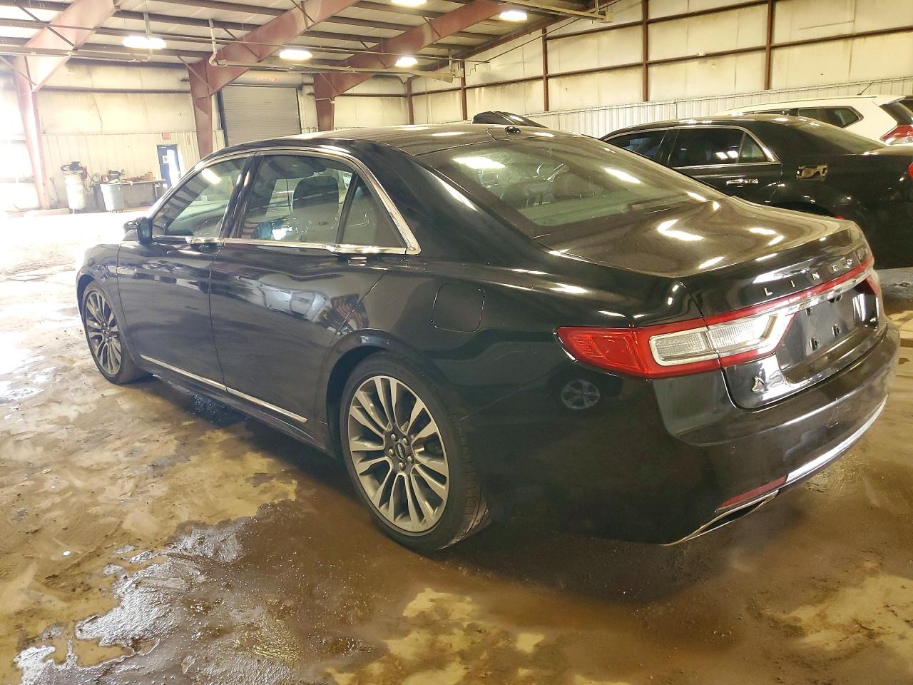 2017 LINCOLN CONTINENTAL SELECT — снимка 2