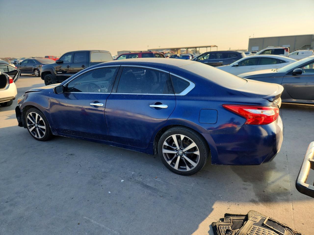 2016 NISSAN ALTIMA 2.5 SR — снимка 2