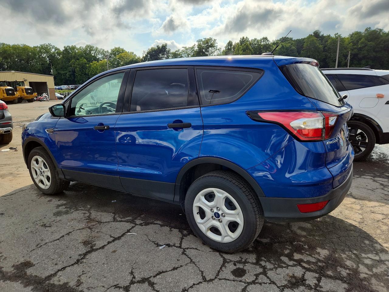 2019 FORD ESCAPE S — снимка 2