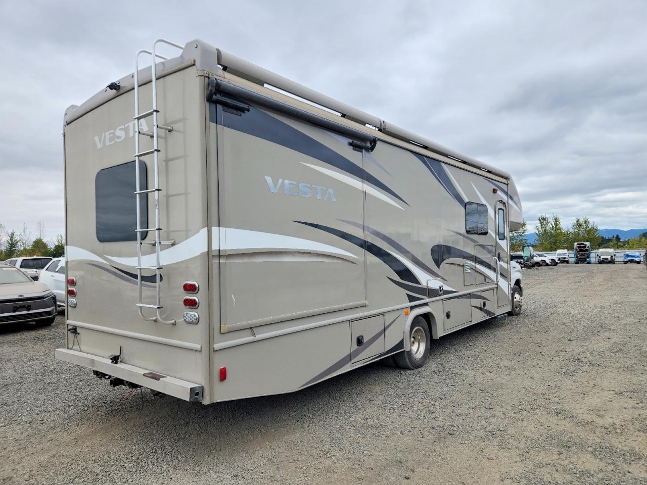 2017 FORD ECONOLINE E450 SUPER DUTY CUTAWAY VAN — снимка 4
