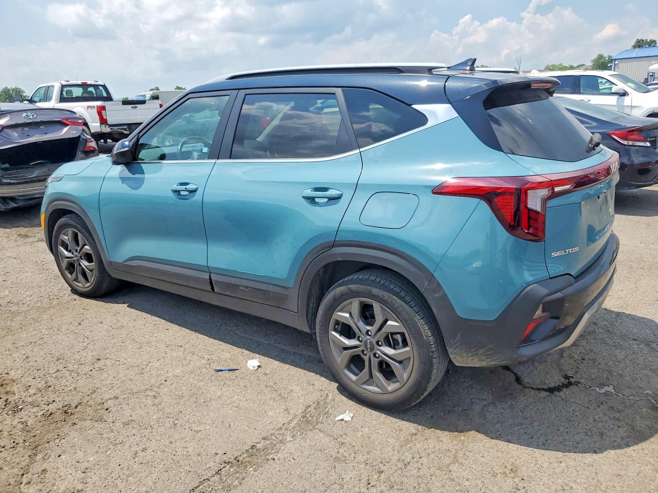 2024 KIA SELTOS S — снимка 2
