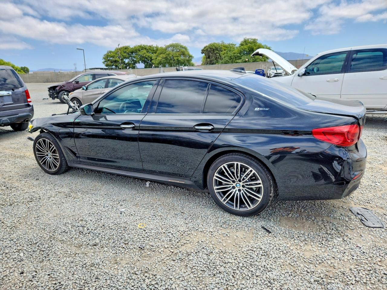 2018 BMW 530E — снимка 2