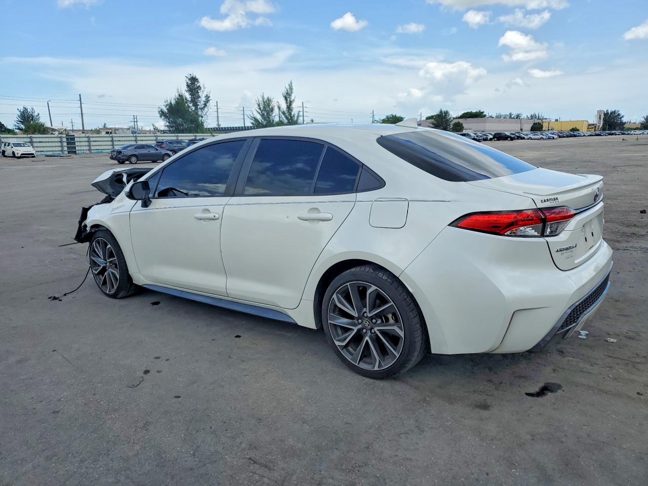 2020 TOYOTA COROLLA SE — снимка 2
