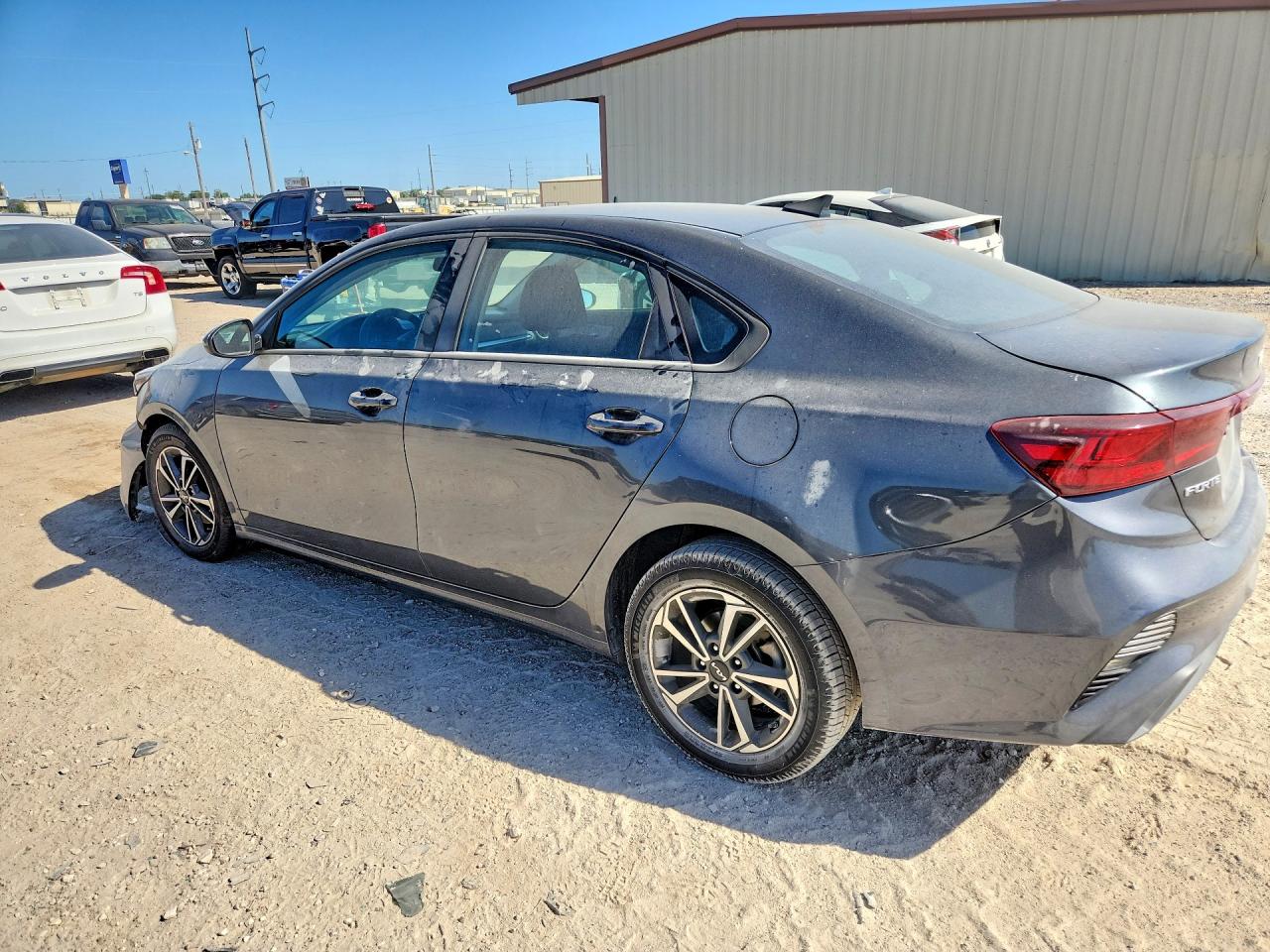 2023 KIA FORTE LXS — снимка 2