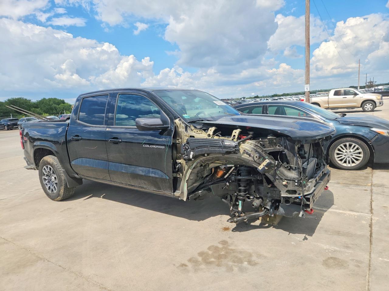 2025 CHEVROLET COLORADO Z71 — снимка 4