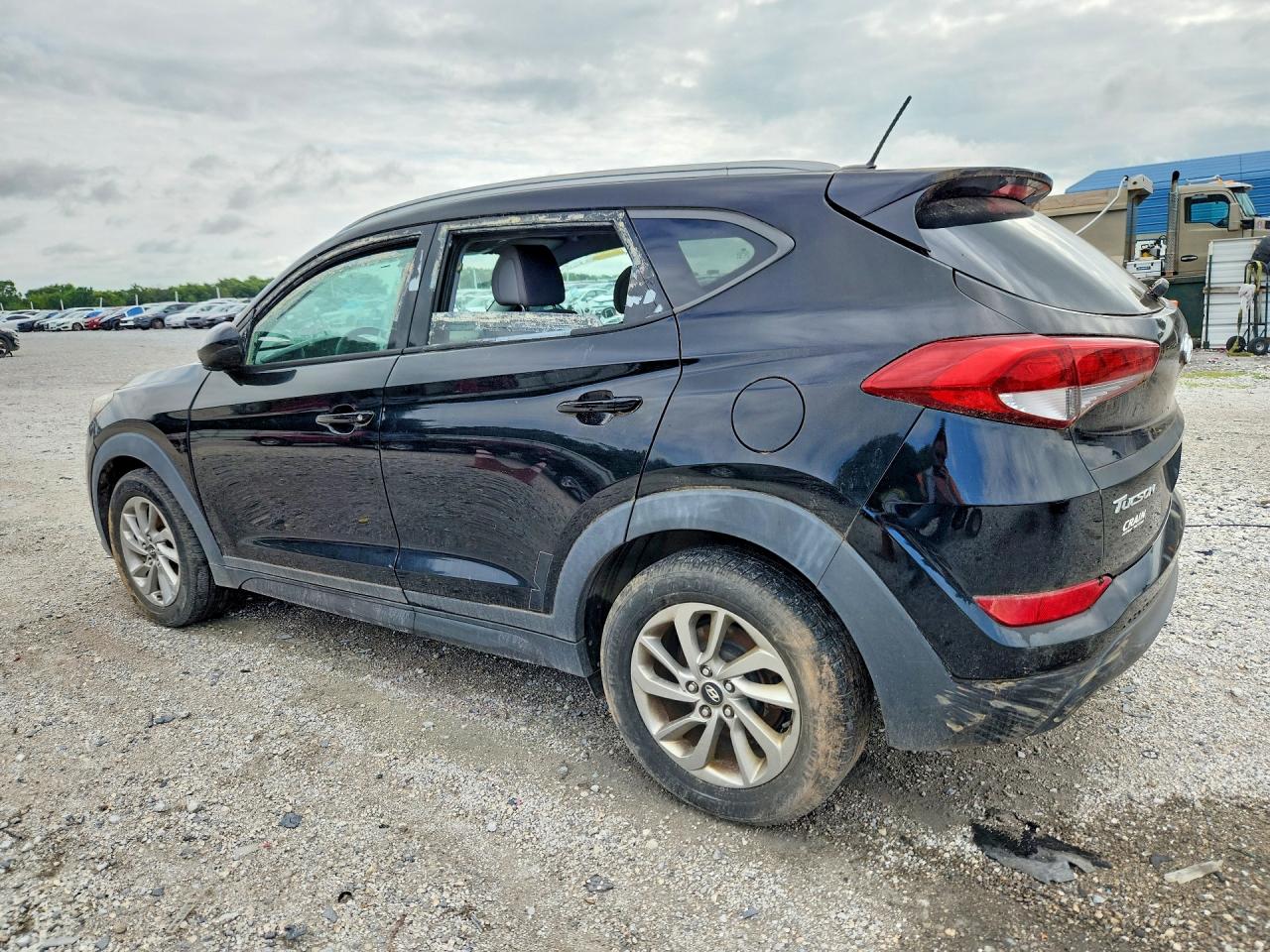 2016 HYUNDAI TUCSON SE — снимка 2