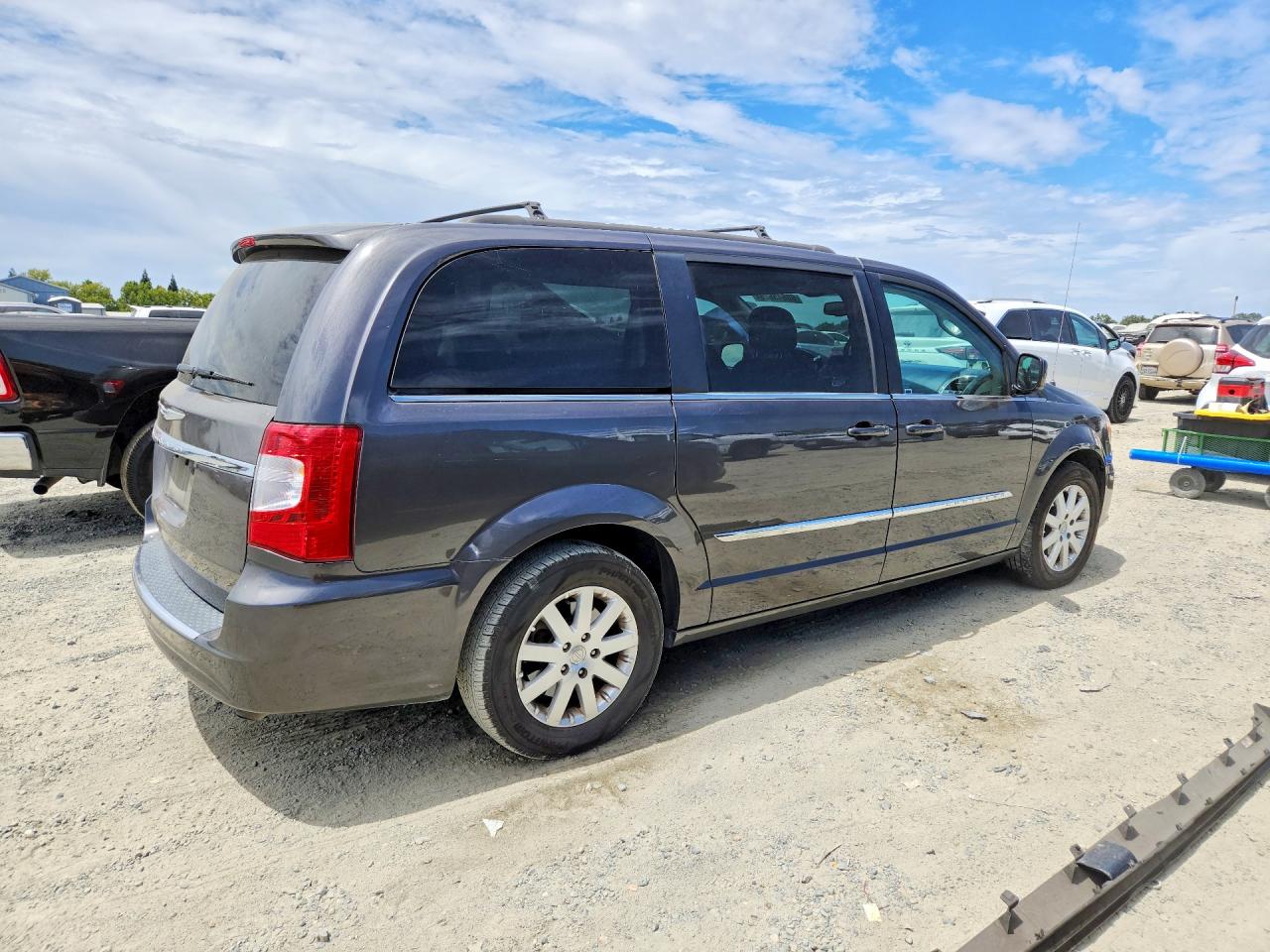 2016 CHRYSLER TOWN & COUNTRY TOURING — снимка 3