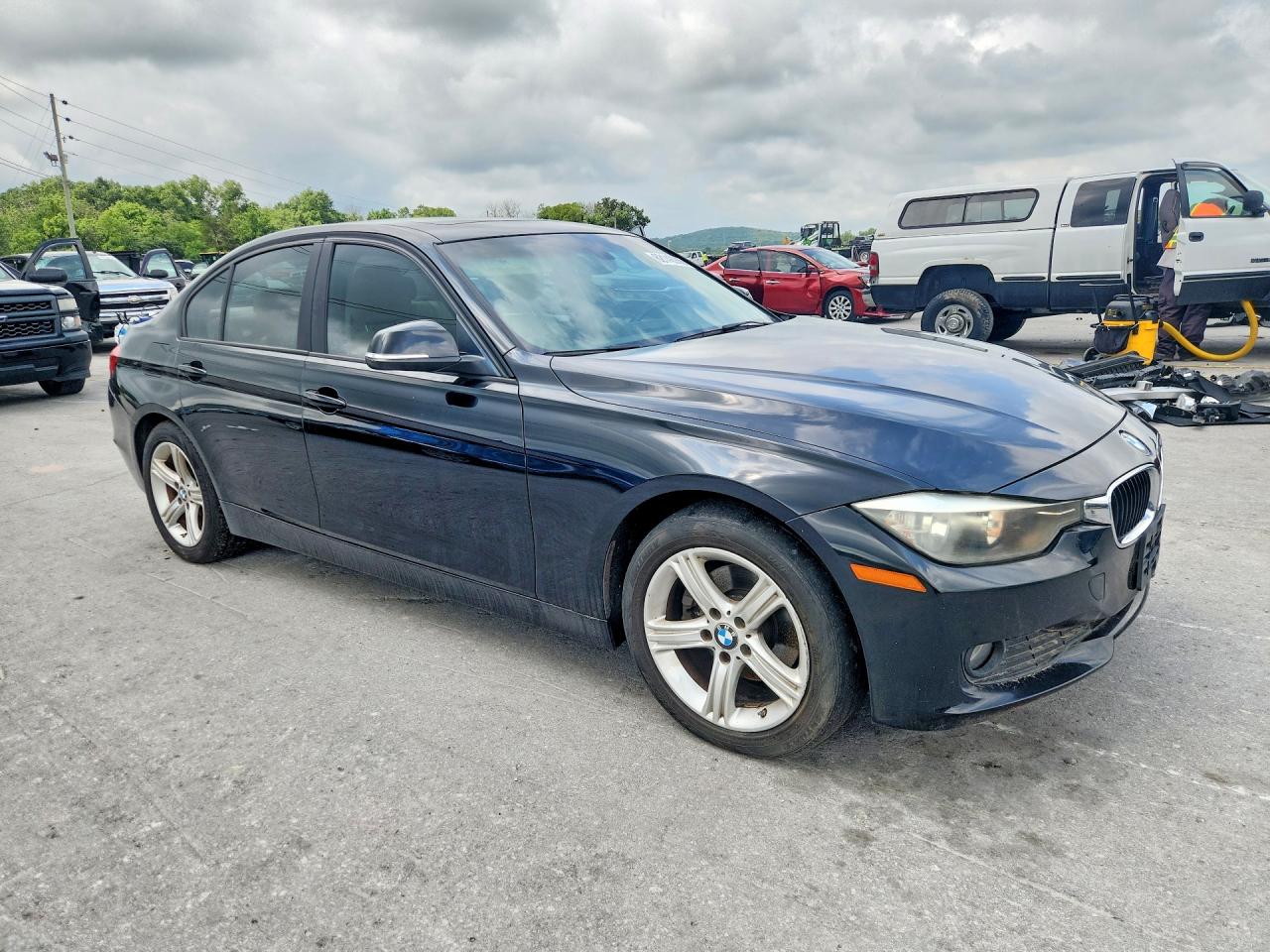 2015 BMW 320 I — снимка 4