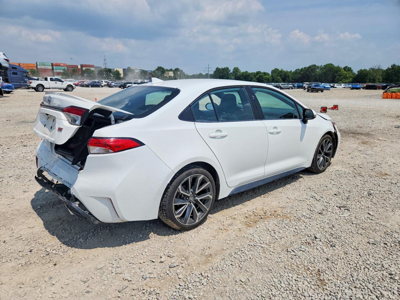 2021 TOYOTA COROLLA SE — снимка 3