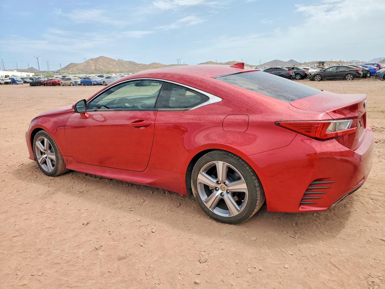 2016 LEXUS RC 200T — снимка 2
