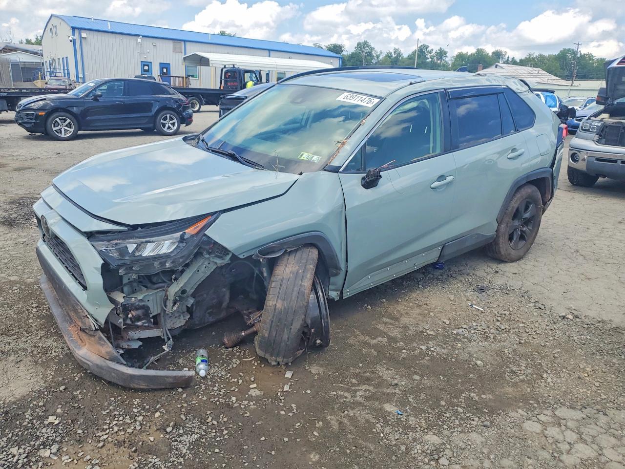 2019 TOYOTA RAV4 XLE