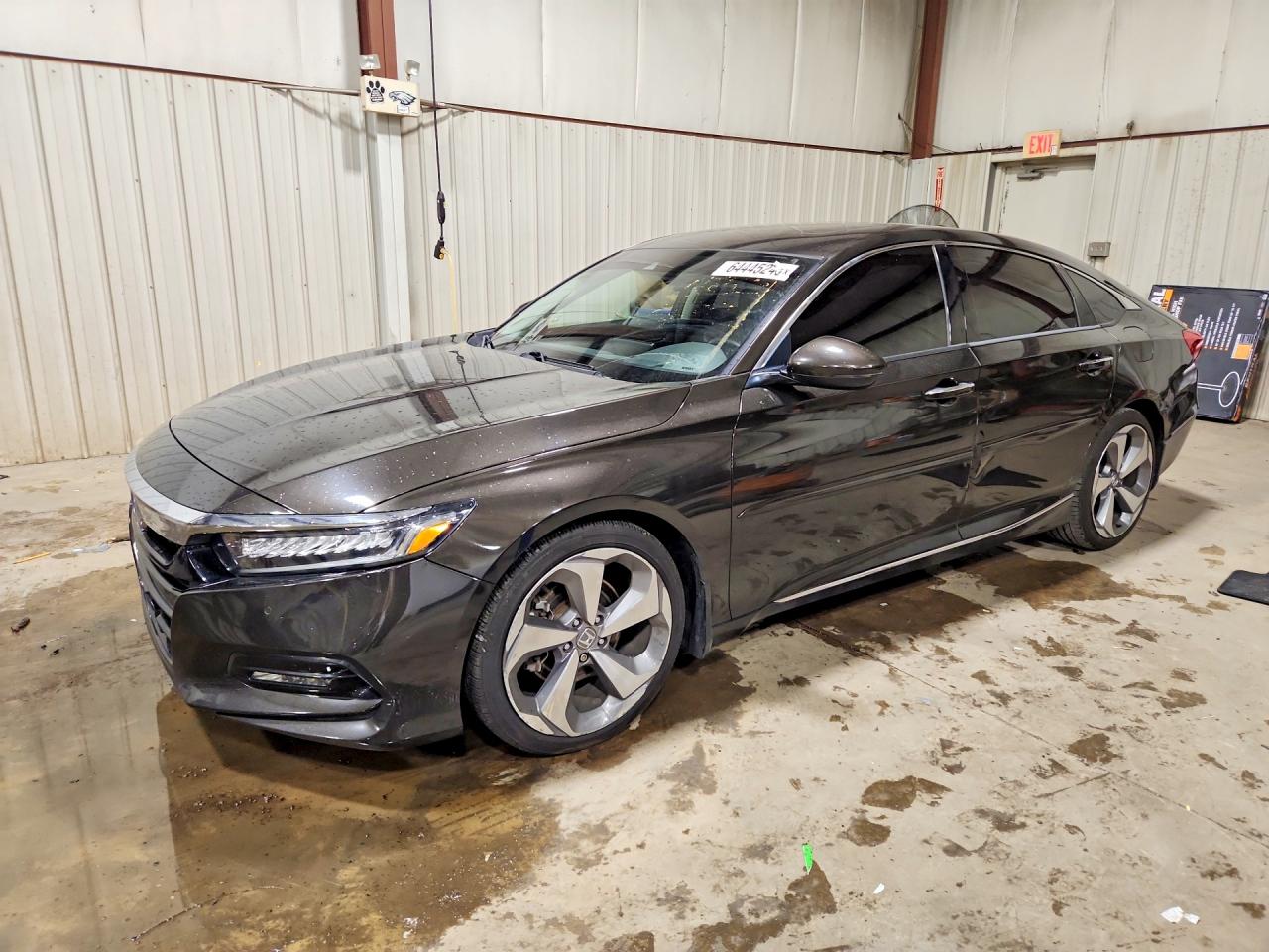 2018 HONDA ACCORD TOURING
