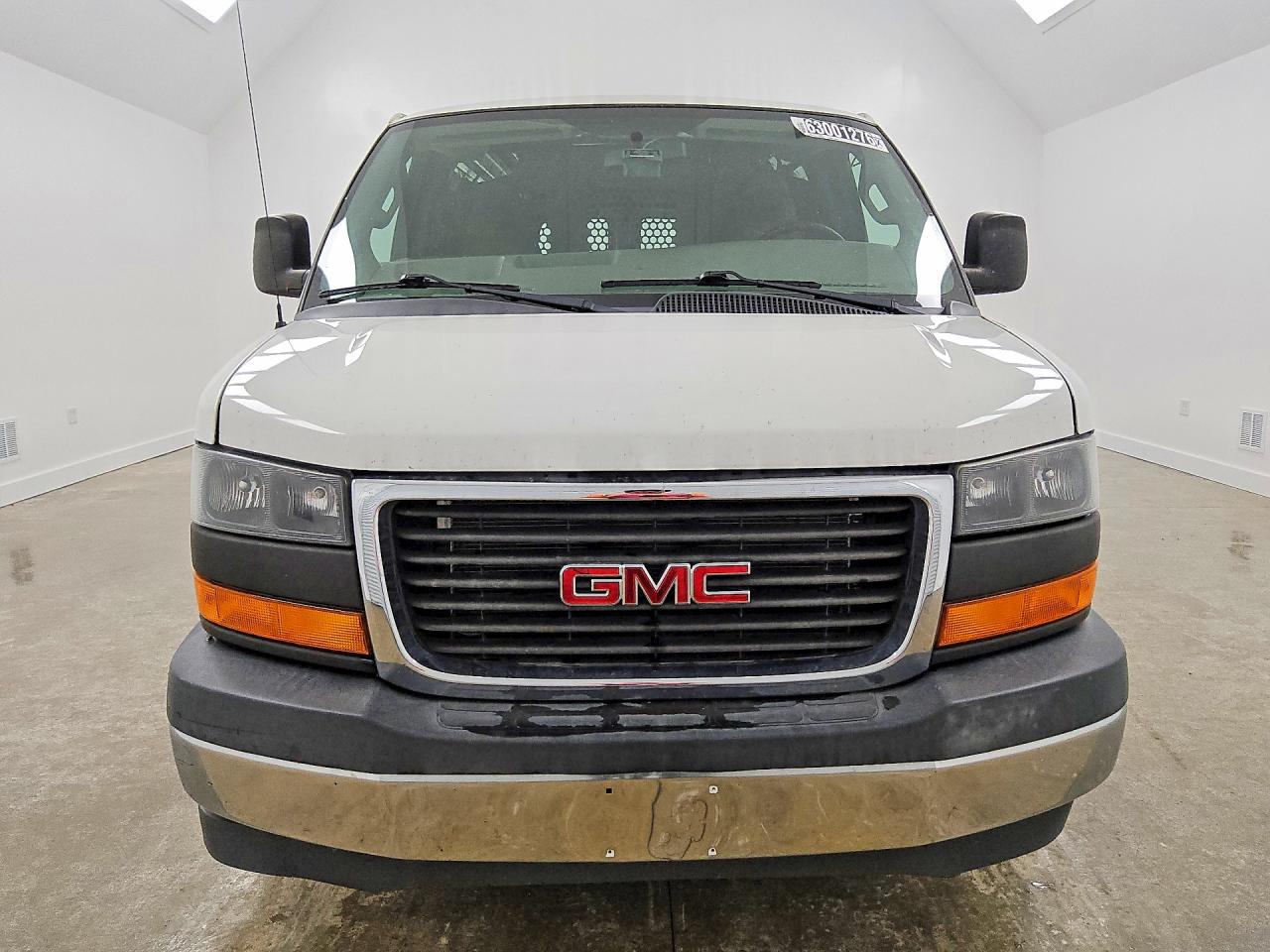 2017 GMC SAVANA G2500 — снимка 5