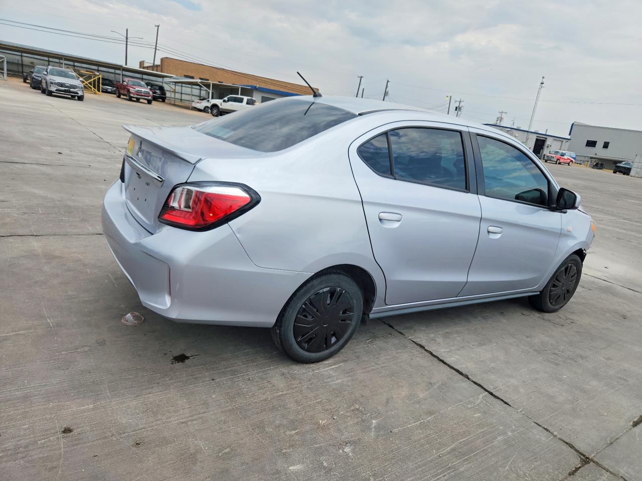 2022 MITSUBISHI MIRAGE G4 ES — снимка 3