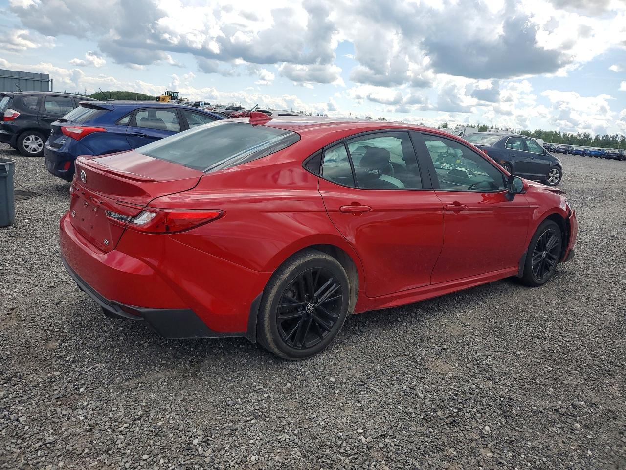 2025 TOYOTA CAMRY SE — снимка 3