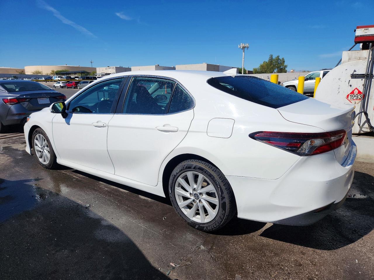 2022 TOYOTA CAMRY LE — снимка 2