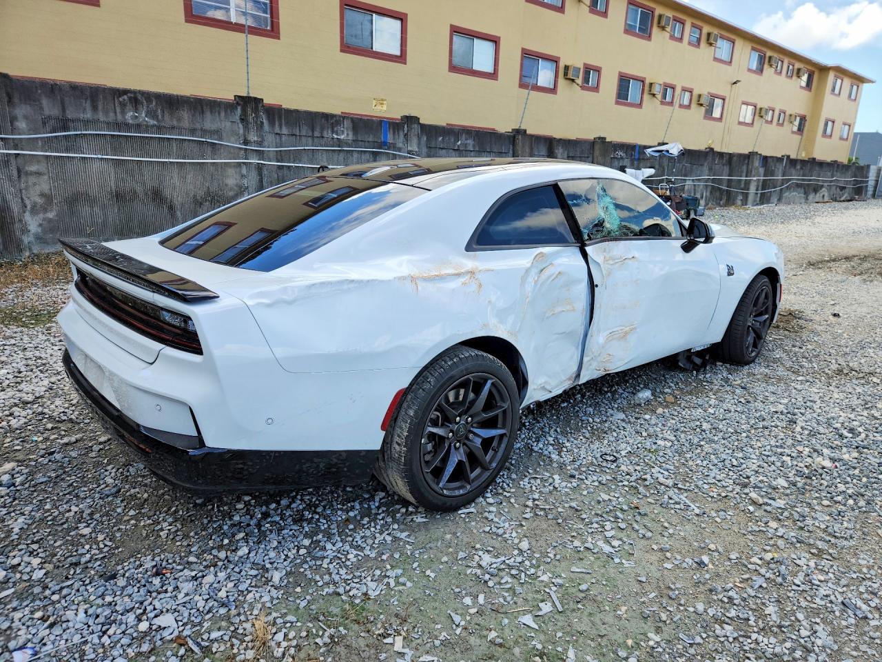 2026 DODGE CHARGER SCAT PACK — снимка 3