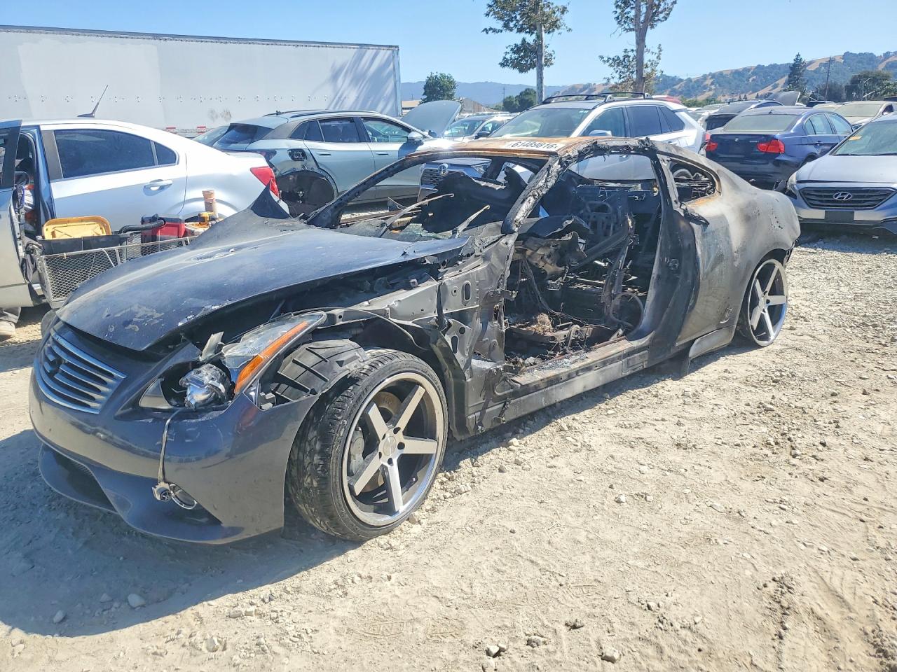 2013 INFINITI G37 COUPE JOURNEY