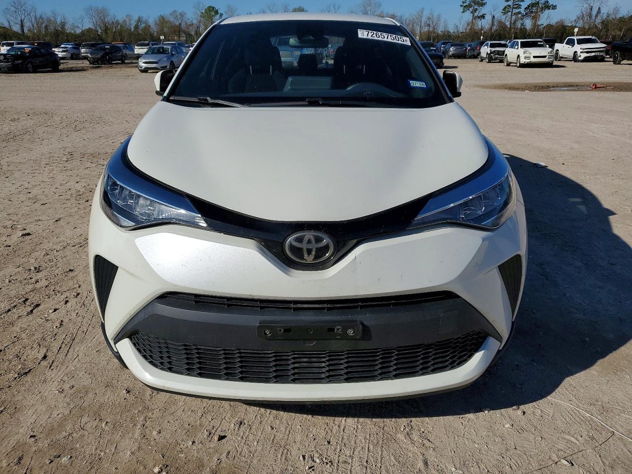 2021 TOYOTA C-HR XLE — снимка 5