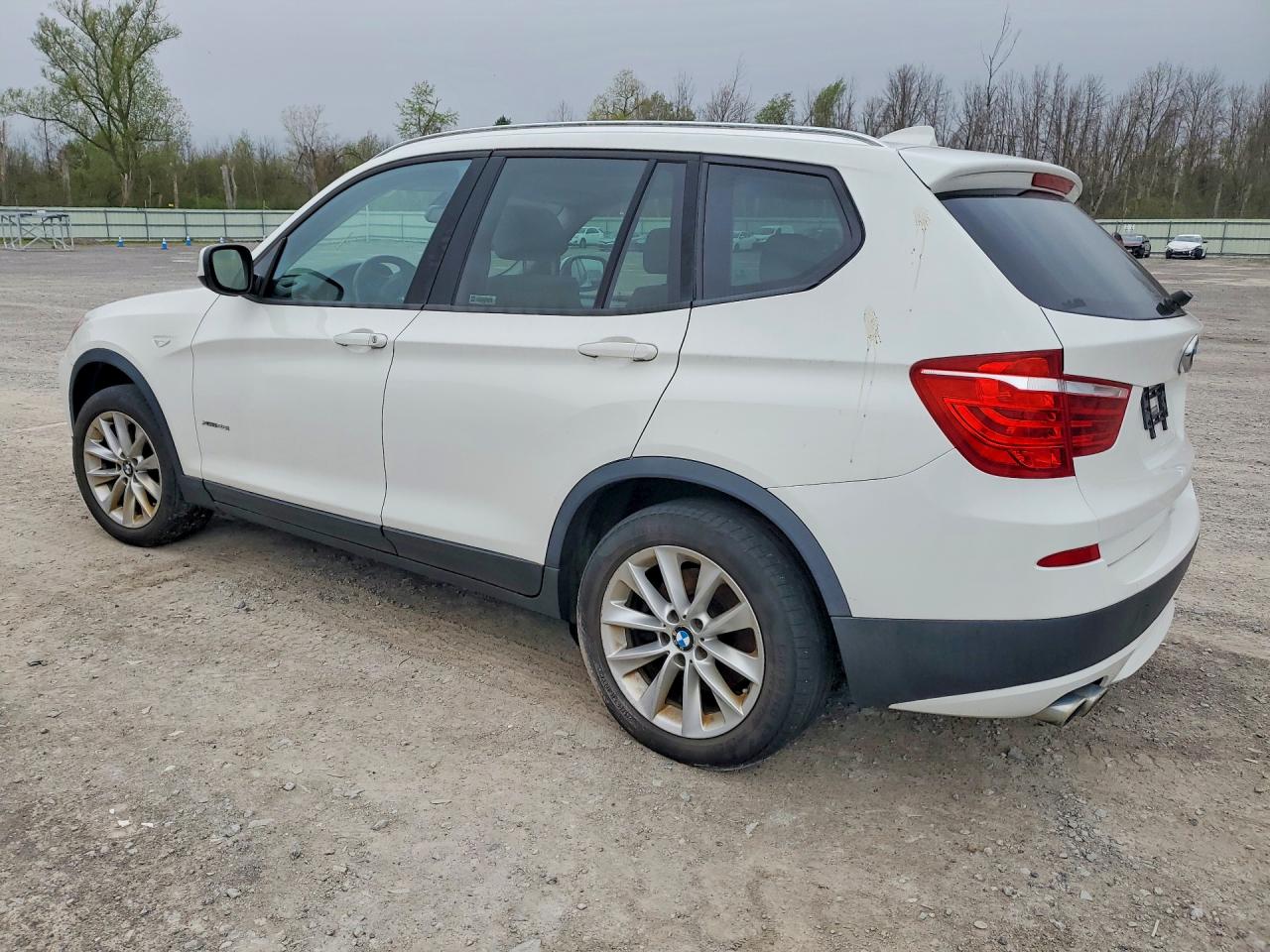 2013 BMW X3 XDRIVE28I — снимка 2