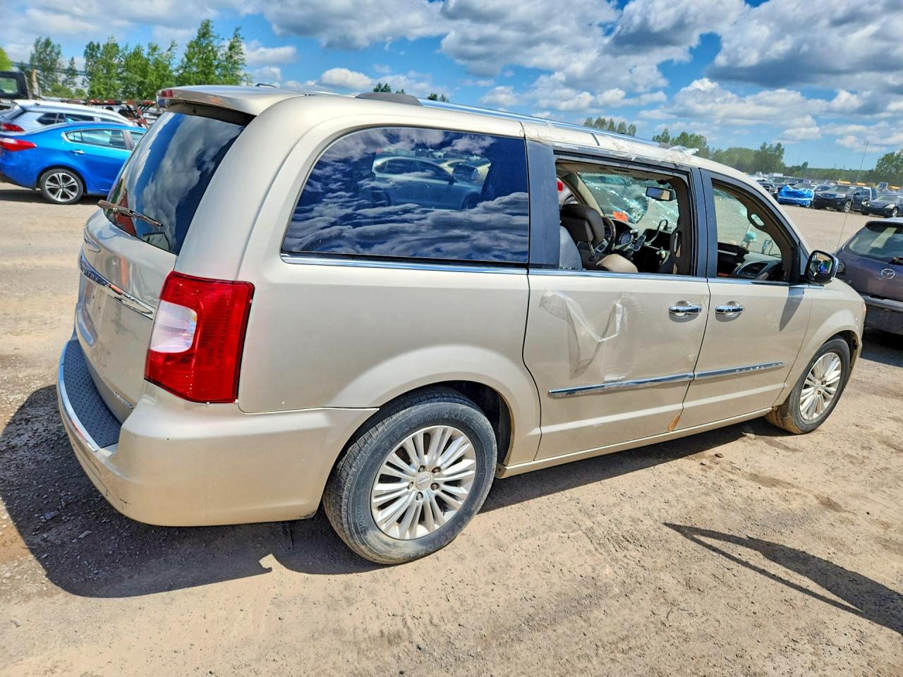 2015 CHRYSLER TOWN&COUNT — снимка 3