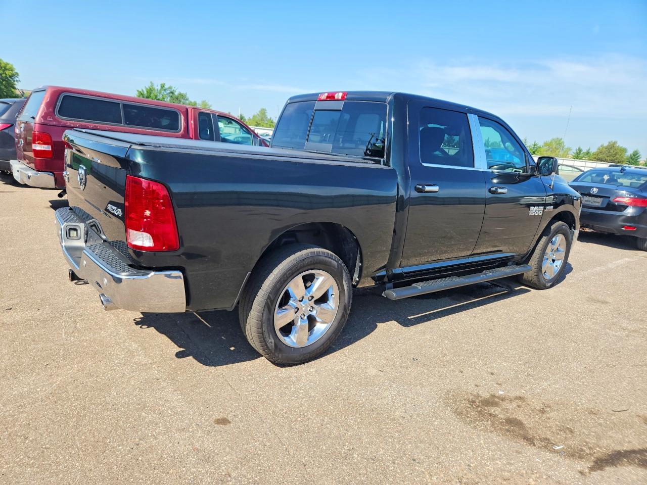2016 RAM 1500 SLT — снимка 3