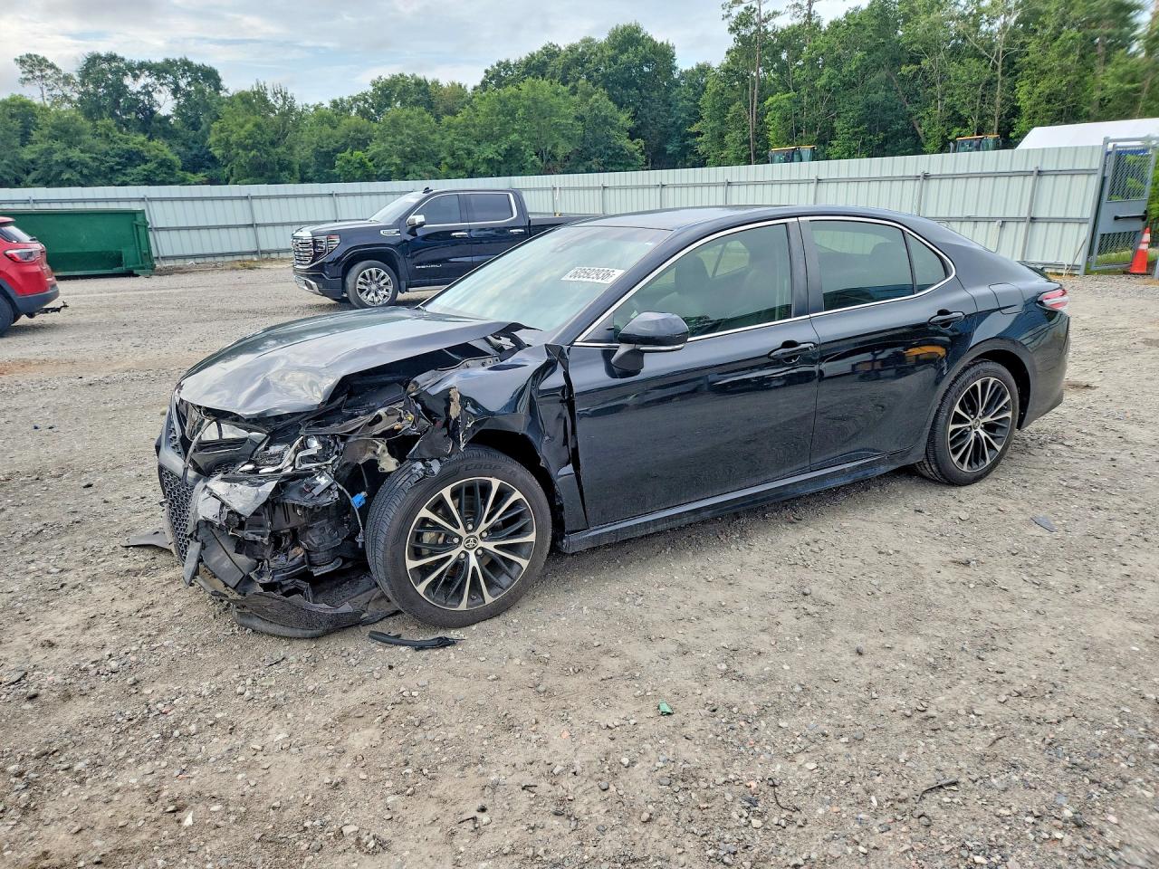 2018 TOYOTA CAMRY SE