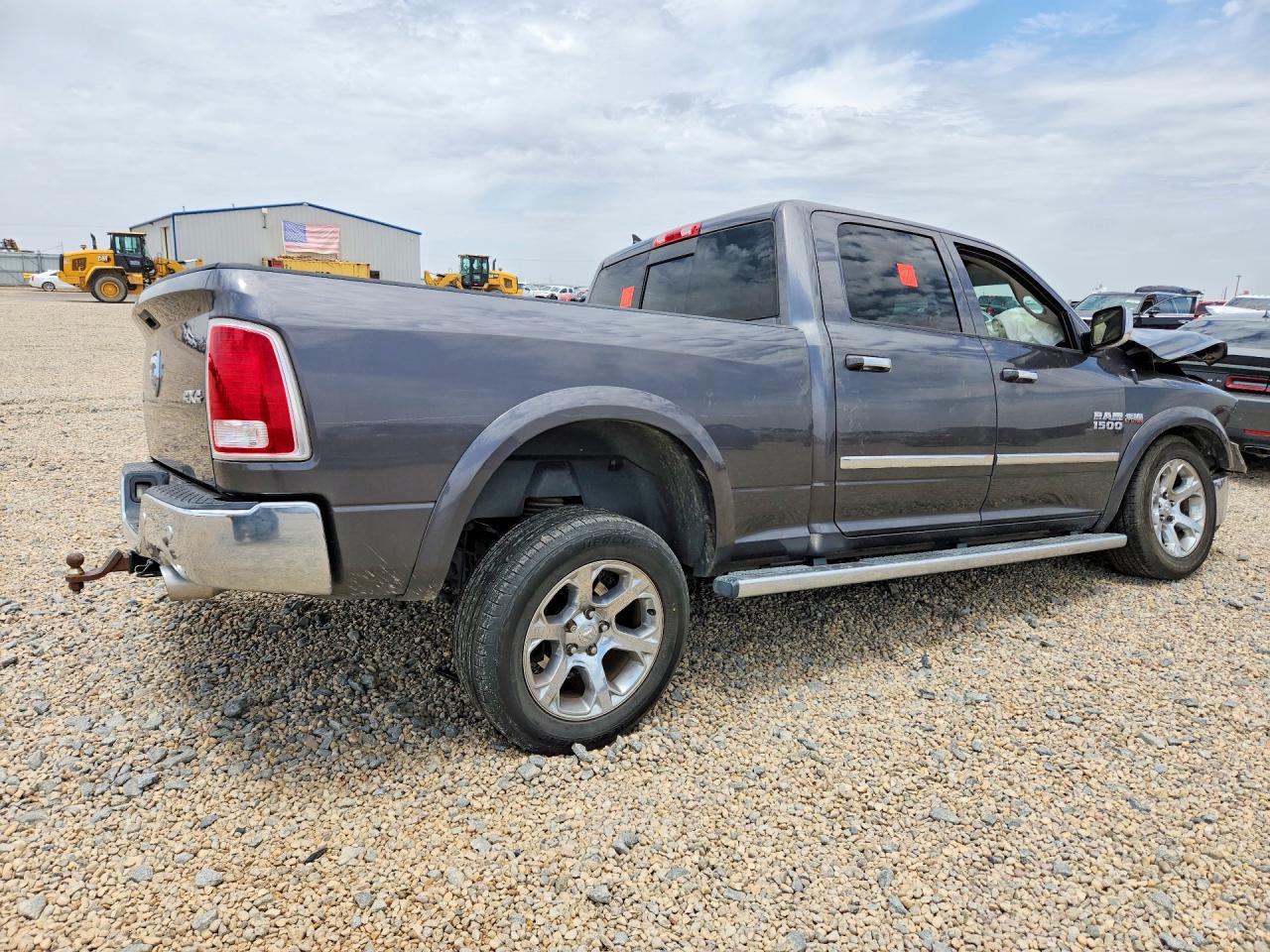 2015 RAM 1500 LARAMIE — снимка 3