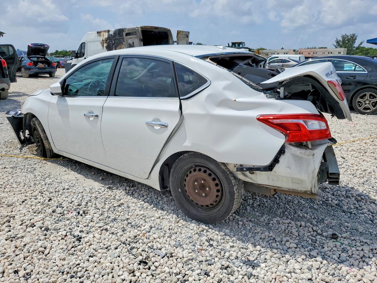 2016 NISSAN SENTRA SV — снимка 2