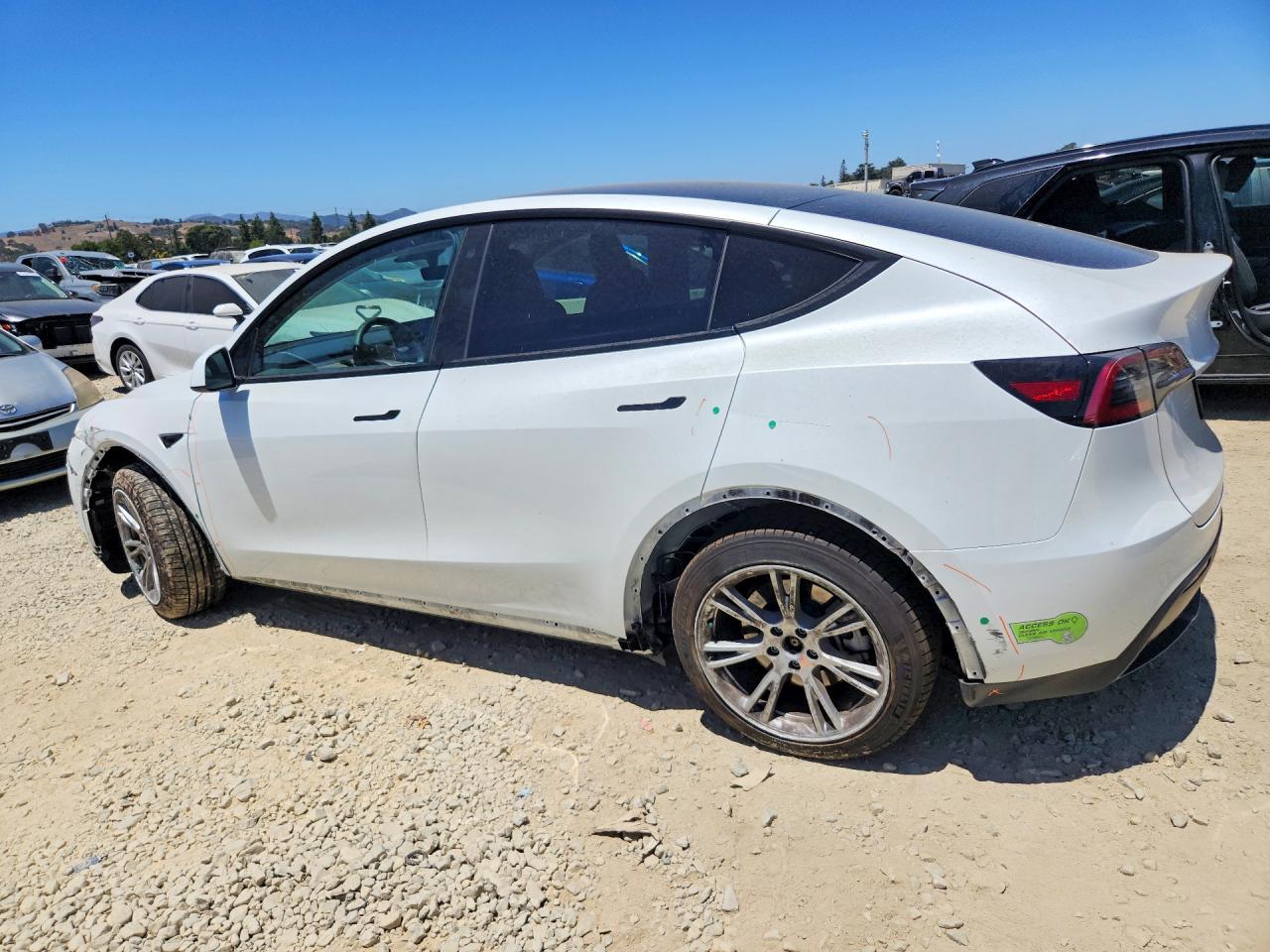 2023 TESLA MODEL Y — снимка 2