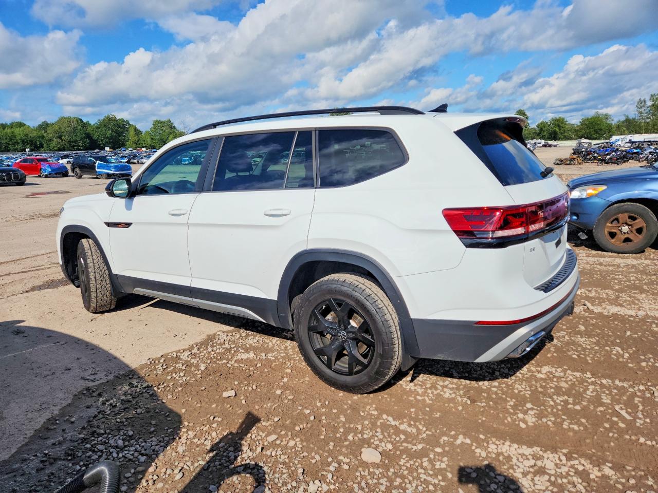 2024 VOLKSWAGEN ATLAS PEAK EDITION SE — снимка 2