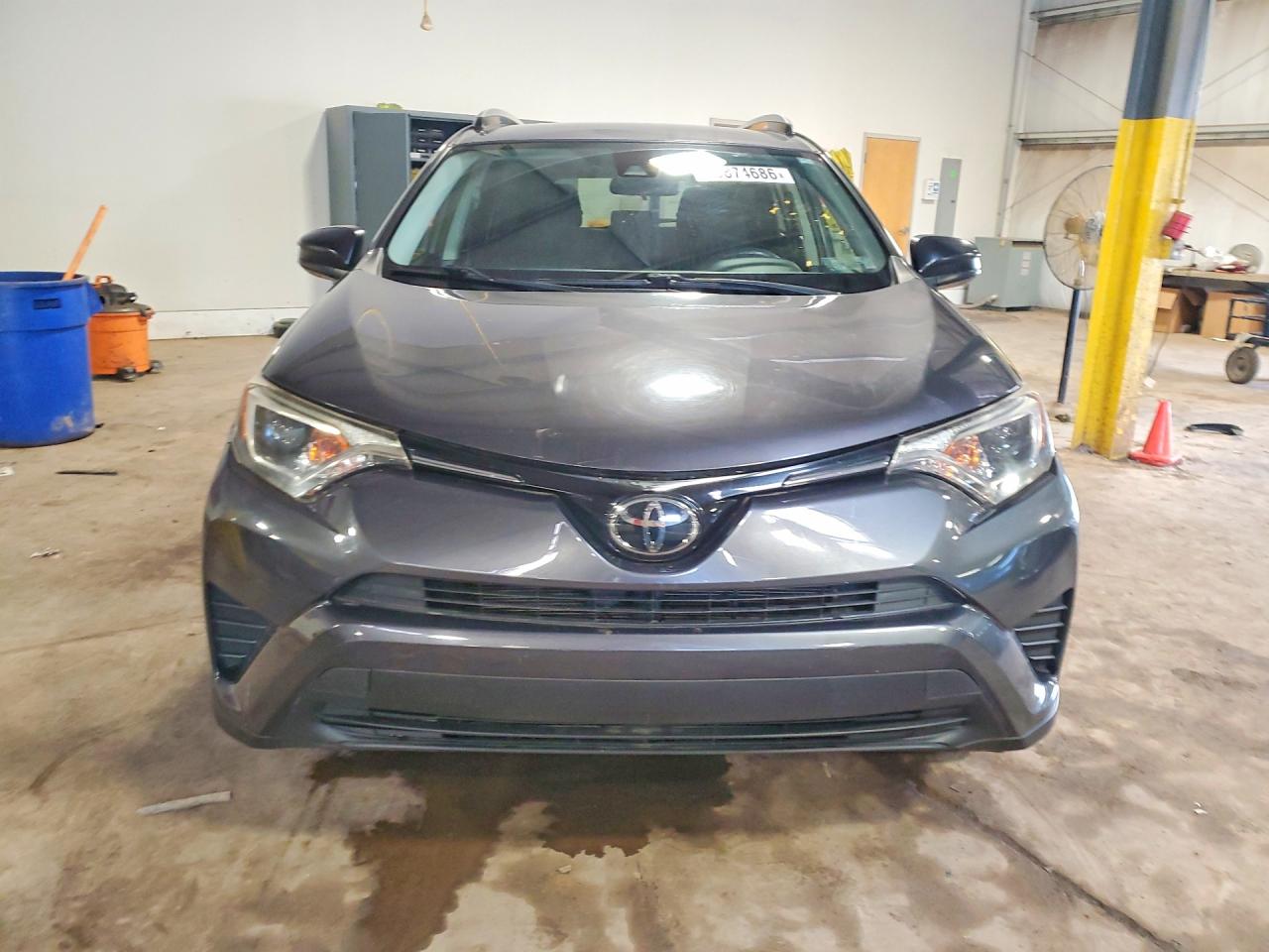 2018 TOYOTA RAV4 LE — снимка 5