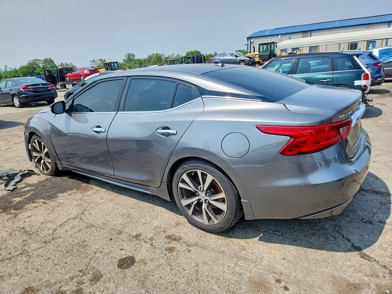 2017 NISSAN MAXIMA 3.5 SV — снимка 2