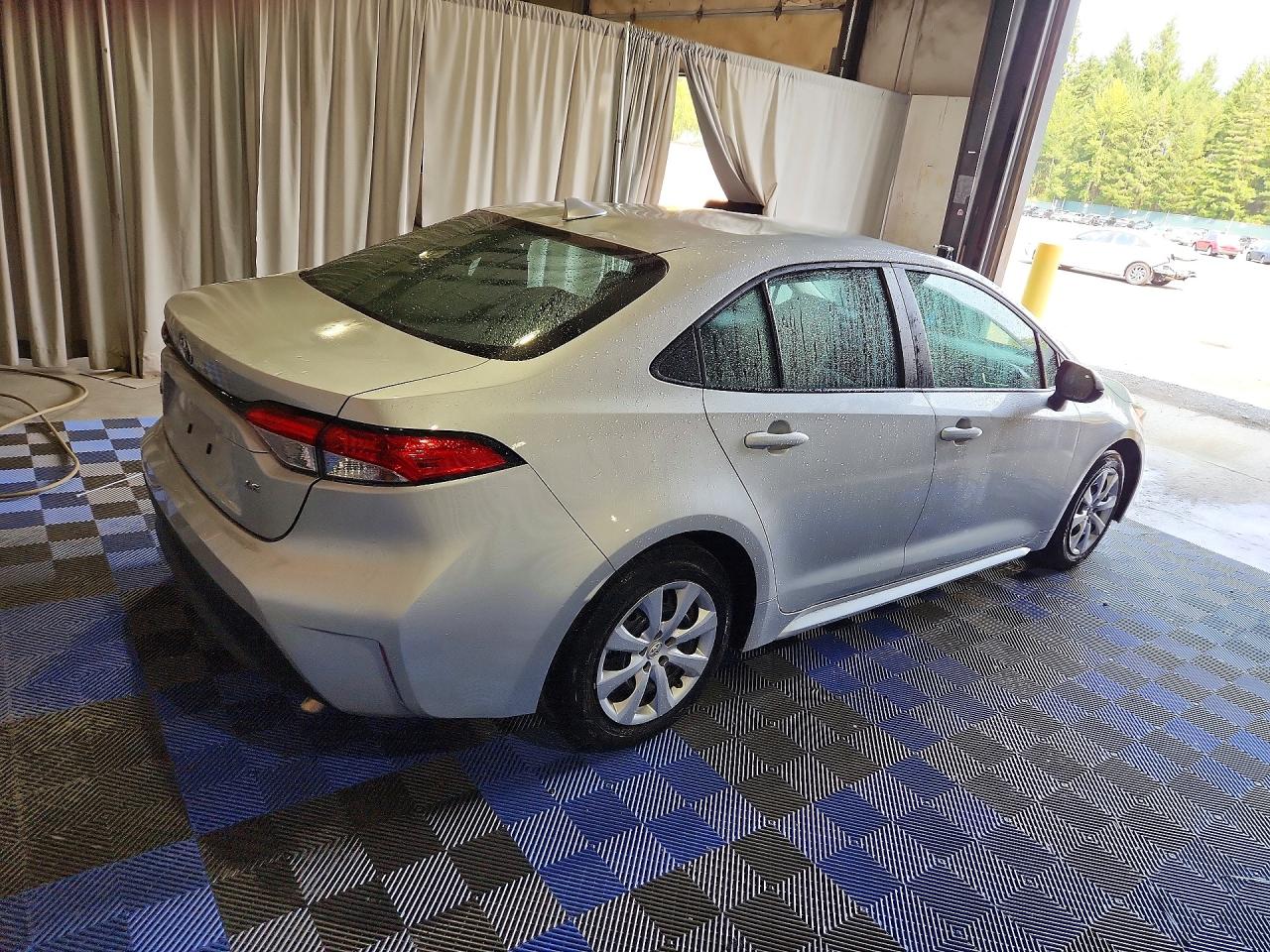 2025 TOYOTA COROLLA LE — снимка 3