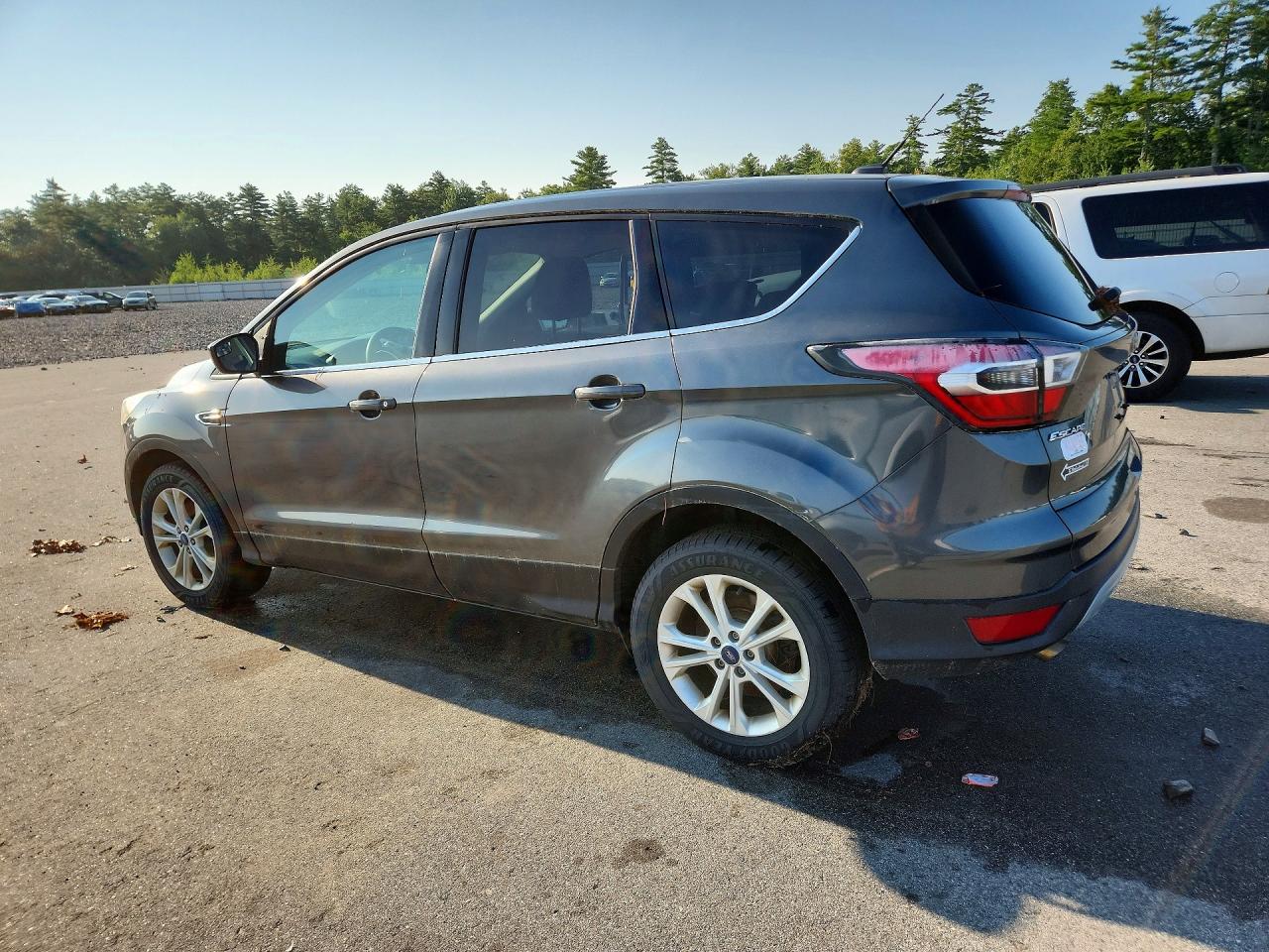 2017 FORD ESCAPE SE — снимка 2