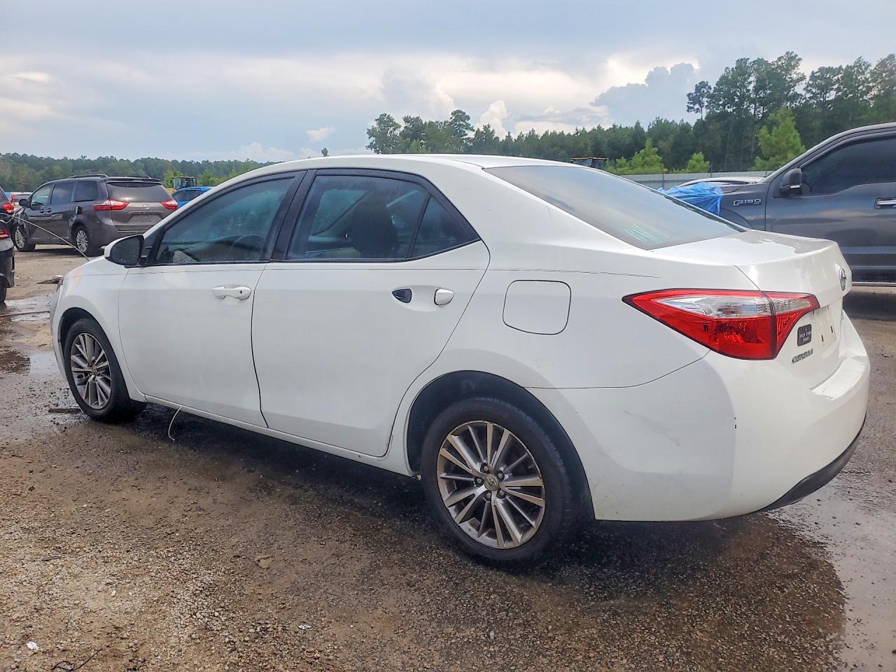 2015 TOYOTA COROLLA LE PLUS — снимка 2