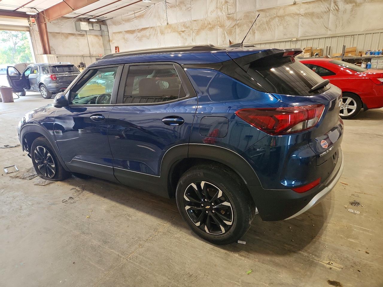 2021 CHEVROLET TRAILBLAZER LT — снимка 2