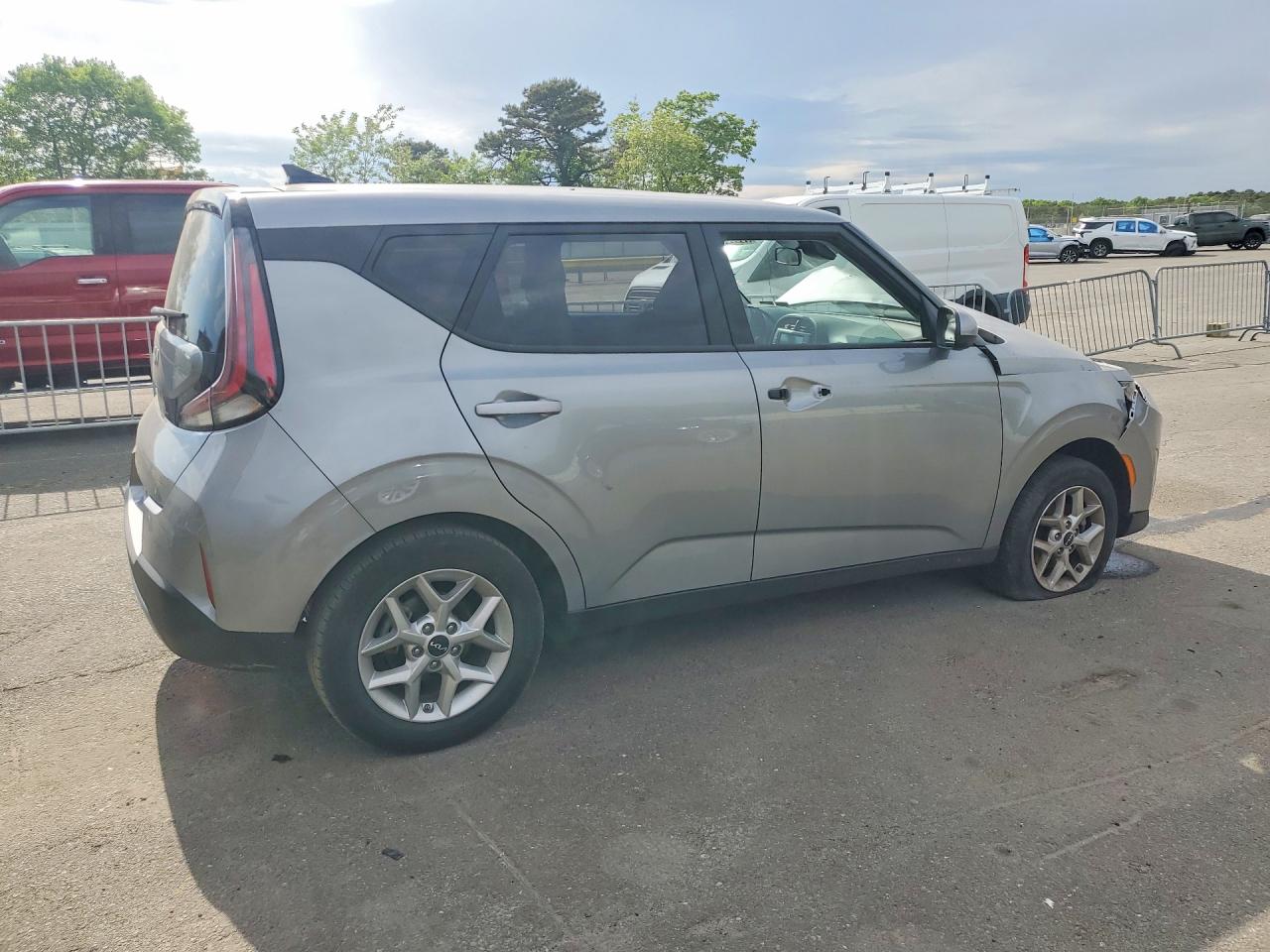 2025 KIA SOUL LX — снимка 3