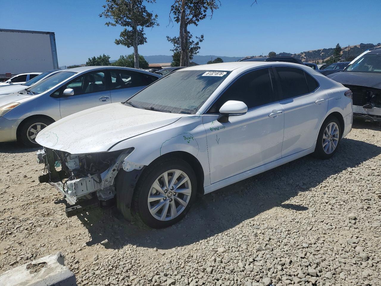2022 TOYOTA CAMRY LE