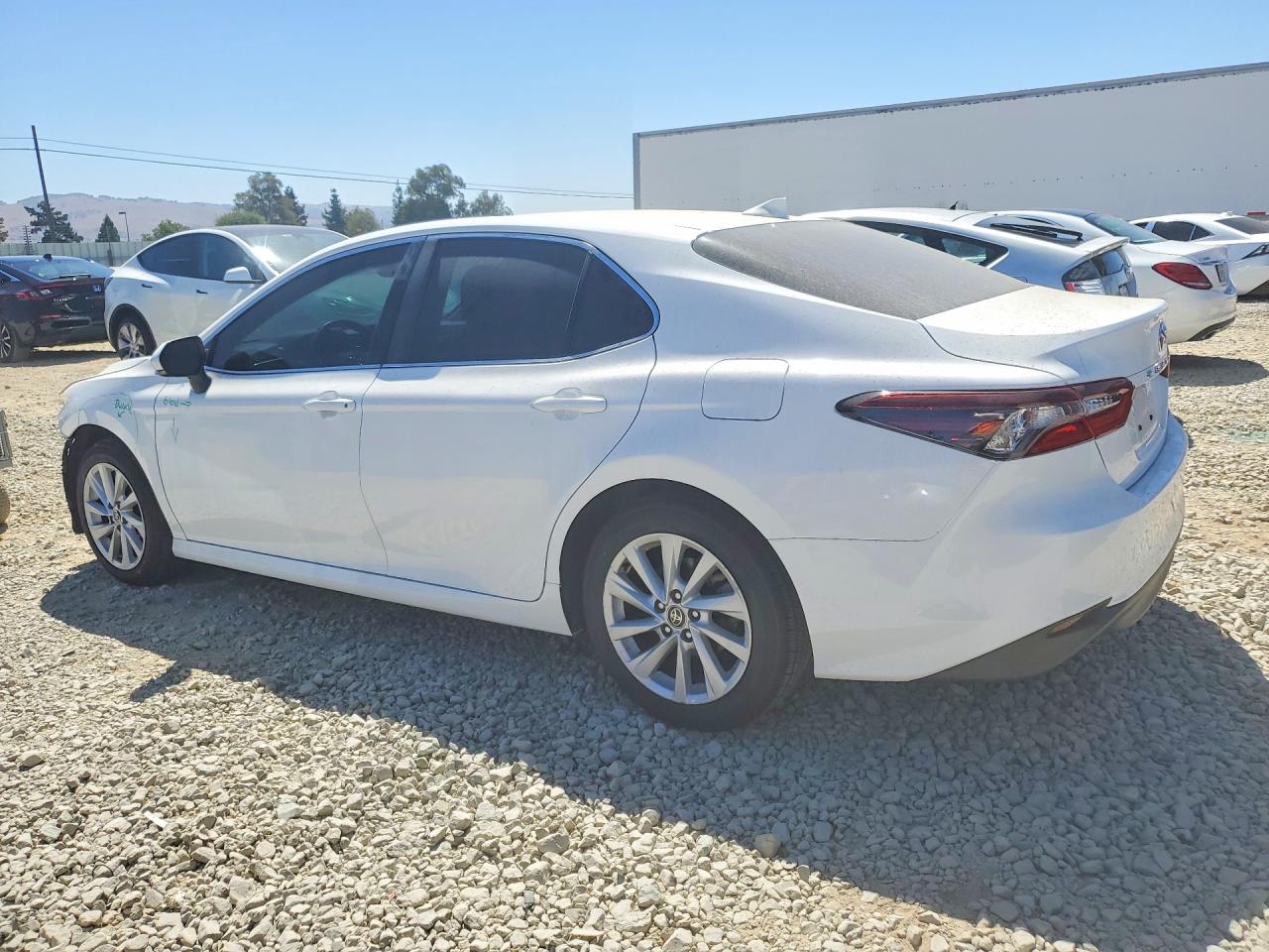 2022 TOYOTA CAMRY LE — снимка 2